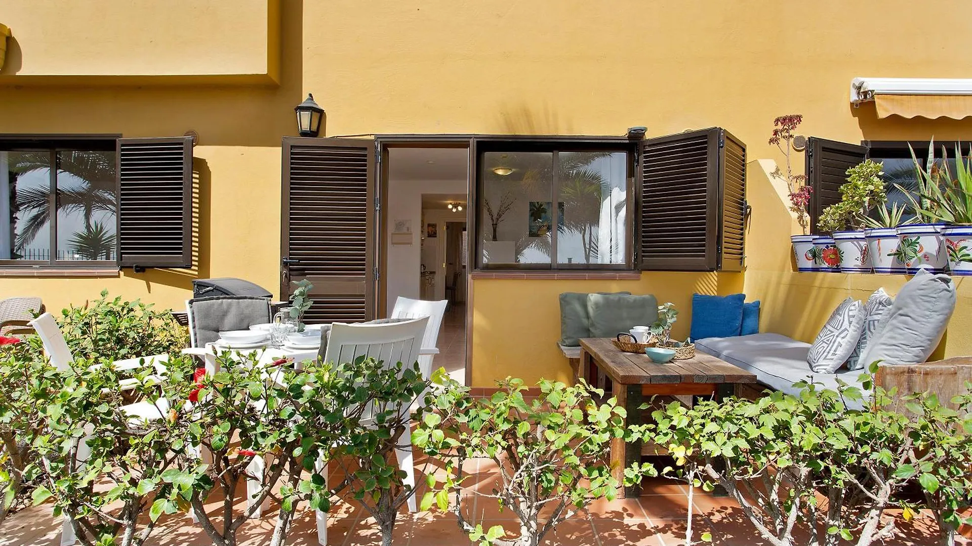 Oasis Tamarindo Villa Corralejo Spain