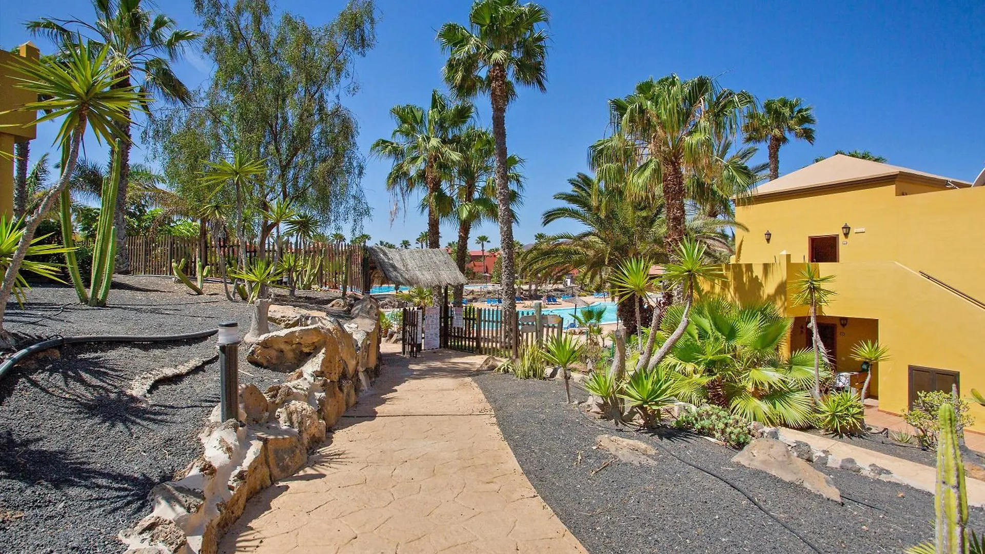 Oasis Tamarindo Villa Corralejo Holiday home